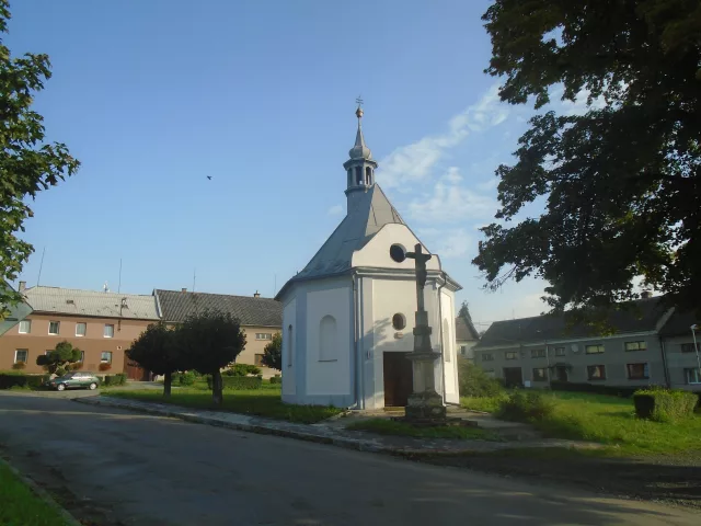 Lipňany – tvrz