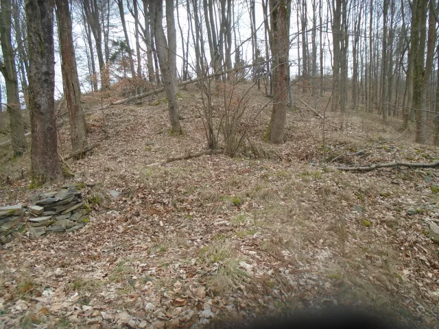 Huzová – hrádek