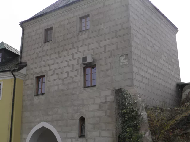 Velká Bystřice – tvrz, zámek