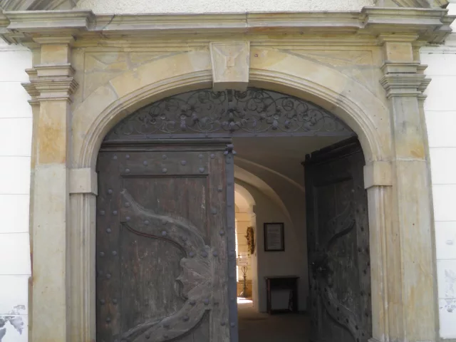 Konice – tvrz, zámek