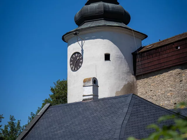Úsov – hrad, zámek