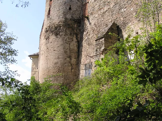 Úsov – hrad, zámek