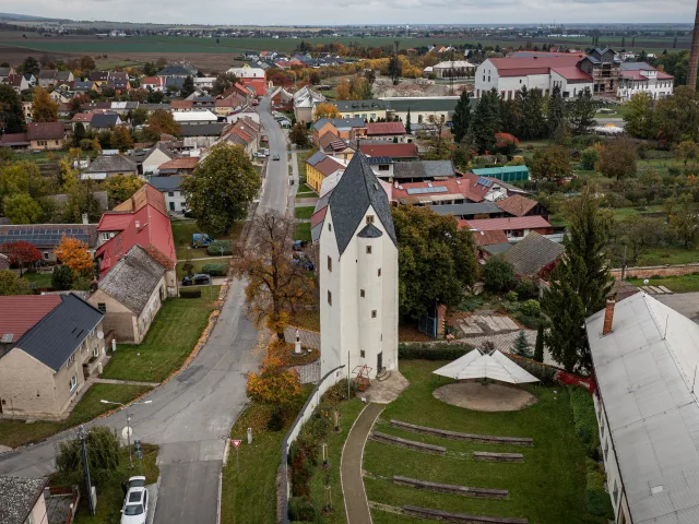 Drahanovice – tvrz
