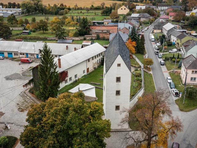 Drahanovice – tvrz