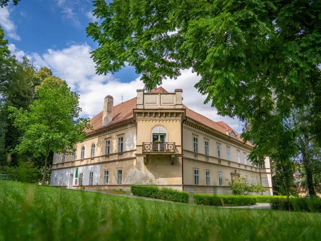 Laškov – tvrz, zámek