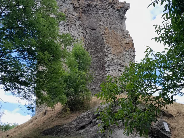 Otaslavice – hrad