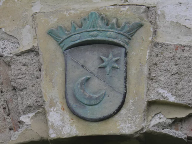 Ptení – tvrz, zámek