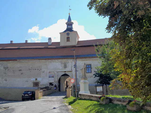 Plumlov – hrad, zámek