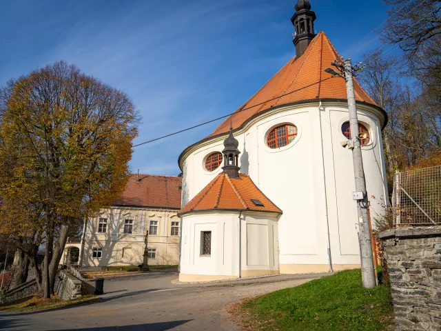 Jesenec – tvrz, zámek