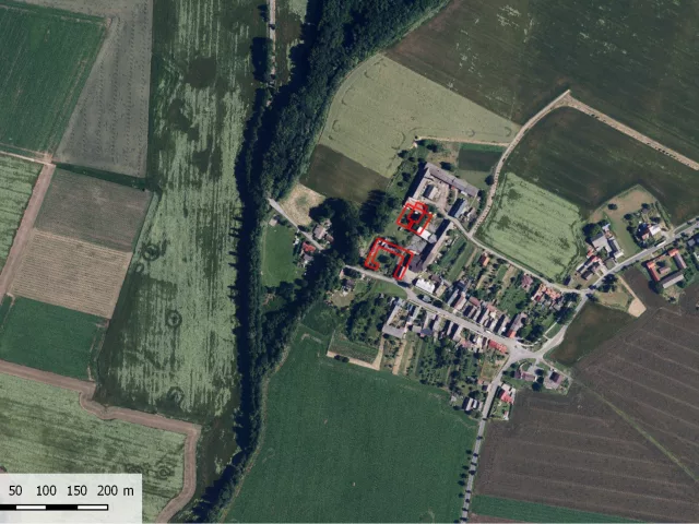 Horní Sukolom – tvrz