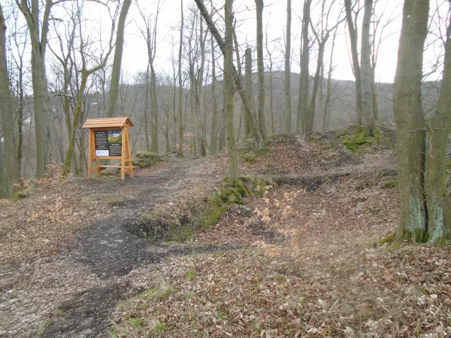 Hluboký – hrad
