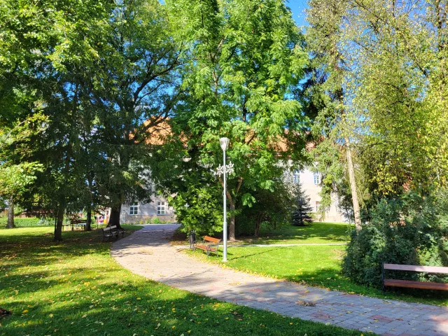 Víceměřice – tvrz, zámek